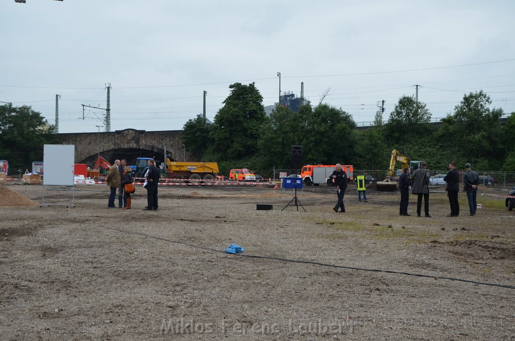 Erster Spatenstich Neues Feuerwehrzentrum Koeln Kalk Gummersbacherstr P028.JPG - Miklos Laubert